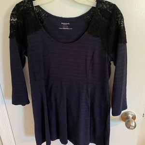 Like new Motherhood Maternity 3/4 sleeve top